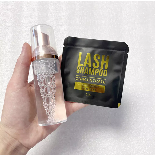 Wholesale natural cruelty free oil free tear free custom lash cleanser rich foam 5ml sachet lash shampoo concentrate