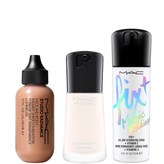 MAC Mature Skin Edit Kit (Various Shades) (Worth £81.00) - W3